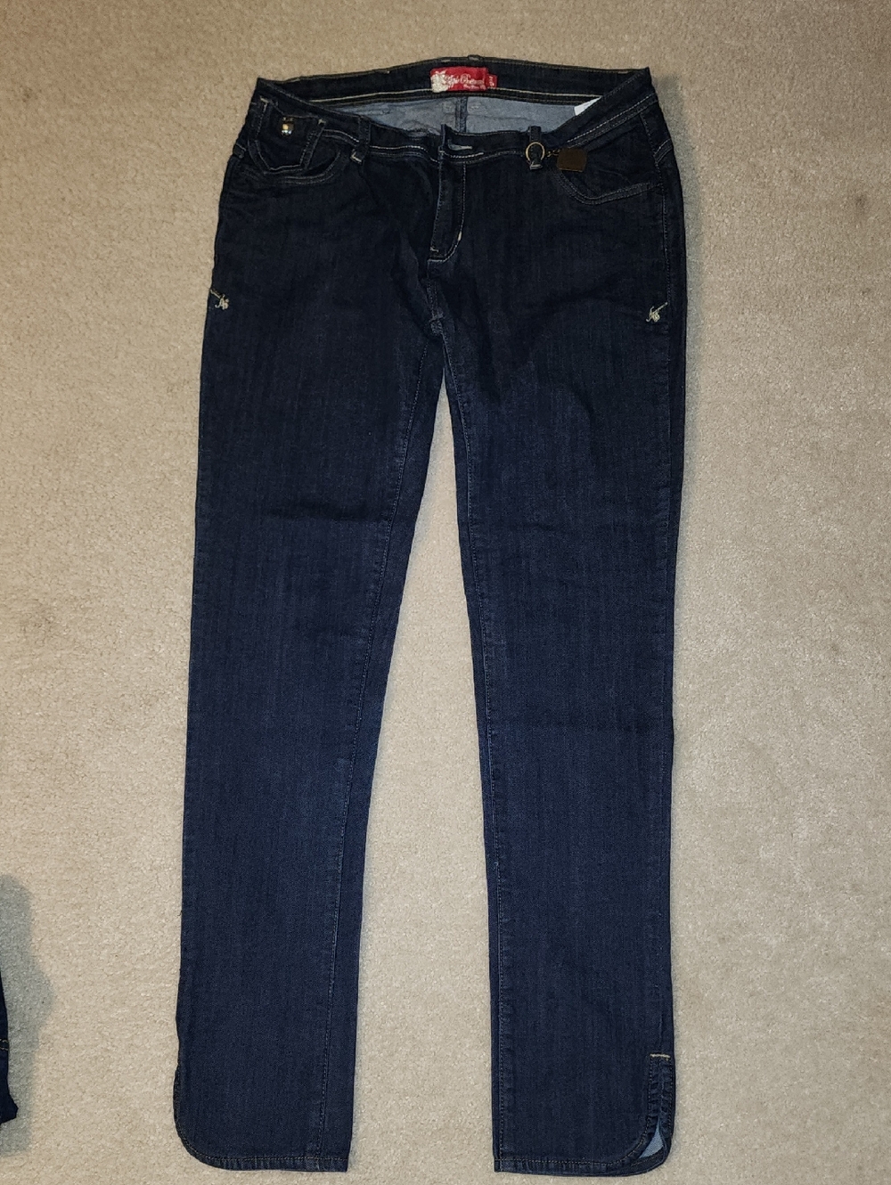 Apple Bottom Jeans With Keychain - Picture 7 of 8